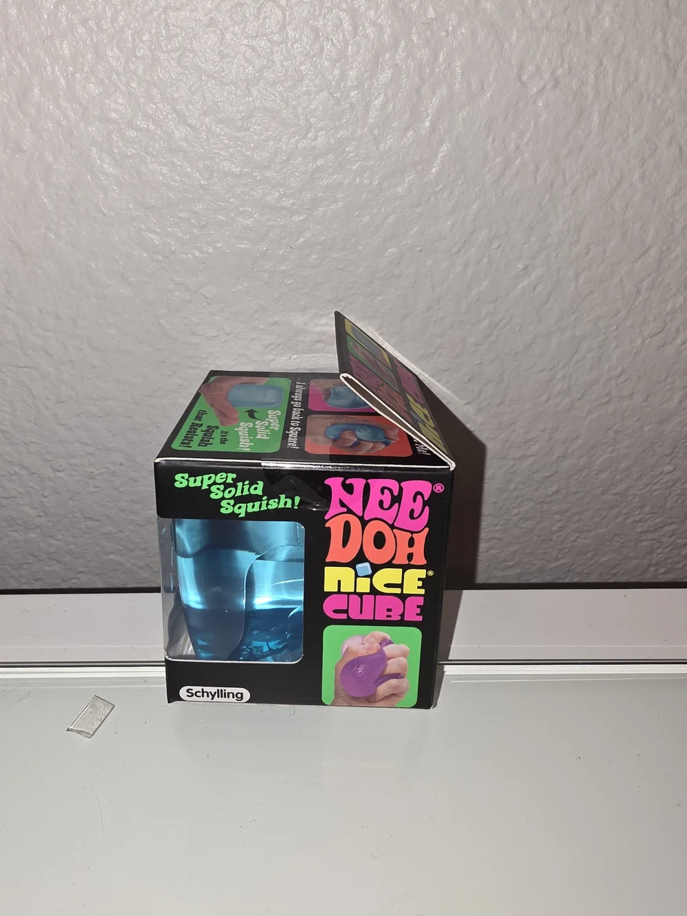 Nice Cube Super Solid Squish - Blue